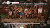 L'ingresso dei naufraghi in palapa