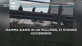 Milano, autista sequestra studenti