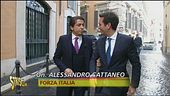 Il premier Conte a spasso per Roma