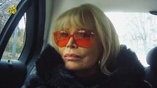Lo scherzo ad Amanda Lear