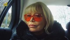 Lo scherzo ad Amanda Lear