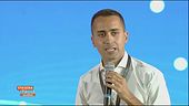 Di Maio in piazza parla al suo popolo