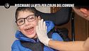 CASTELLANO: Bambino disabile senza mezzo di trasporto e fisioterapia: rischia la morte