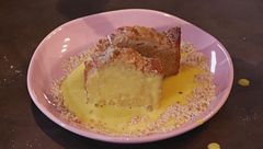 Ciambellone soffice alle mele e crema inglese