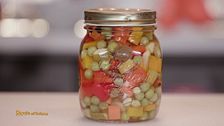 Giardiniera con piselli