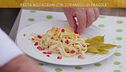 Pasta agli agrumi con coriandoli di fragole