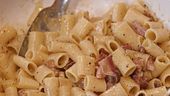 Mezze maniche alla carbonara
