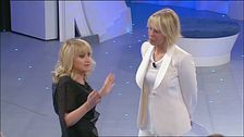 Luciana Littizzetto entra...