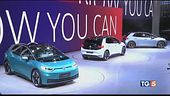 Supercar o citycar? La spinta è elettrica