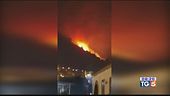Fiamme alte e fumo paura a Sarno