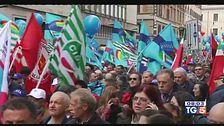 I sindacati all'attacco di manovra e decretone