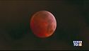Lo spettacolo della luna rossa