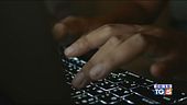 Troppe ore sui social, perde il lavoro