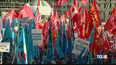 "Futuro al lavoro" Sindacati in piazza