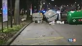 Migranti in rivolta guerriglia a Ferrara