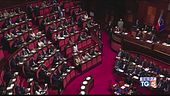 Manovra al Senato plastica e polemiche