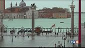 La marea sale ancora Salviamo "La Fenice"