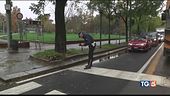 Investe motociclista con l'auto e si uccide