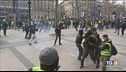 Furia dei gilet gialli scontri e saccheggi