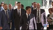 Attacchi e tensione interviene Conte