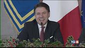 "Resterò in politica". "No, ora se ne vada"