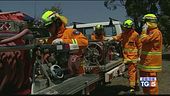 Migliaia in mare per sfuggire alle fiamme