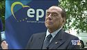 Berlusconi: "Governo isolato"