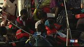 Migranti, nuovo braccio di ferro