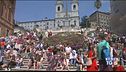 Trinità dei Monti vietato sedersi