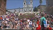 Trinità dei Monti vietato sedersi