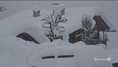 Tempo folle: neve, vento e 15 gradi