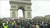 Torna la violenza a Parigi