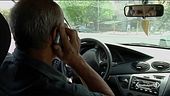 Guidi e telefoni, via la patente