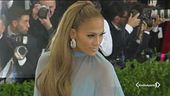 J.Lo, splendida 50enne