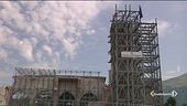 Ricordo e denuncia tra le macerie