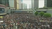 Hong Kong, vince la protesta