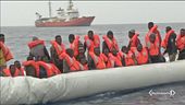 Migranti, allarme sui mini-sbarchi