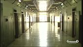 Pestato in cella, 15 agenti indagati