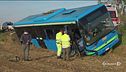 Bus fuori strada, paura per 30 bimbi