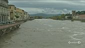 Fiumi in piena, l'Arno fa paura