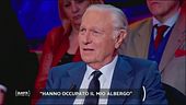 "Hanno occupato il mio albergo"