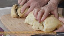 La focaccina ripiena di scarola