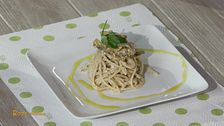Spaghettoni con bottarga e carciofi