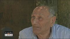 "La diocesi vuole cacciarmi via di casa"