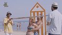 Ballando il "limbo di coppia beach"