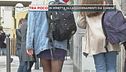 Varese, ragazza sfregiata in pieno centro