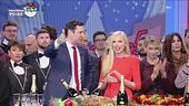 Gli auguri di Mattino 5 per le feste natalizie