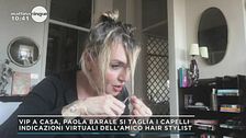 Covid-19: Paola Barale si taglia i capelli