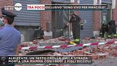 Crolla un cornicione, muore mamma e 2 bimbi