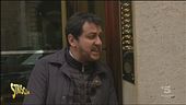 Salvini continua a citofonare